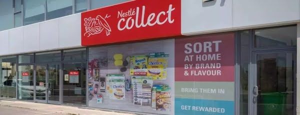 تابلوی حاوی برند نستله